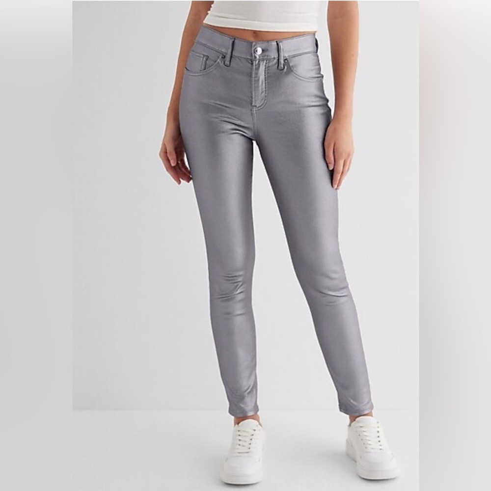 💕Express Mid Rise Gray Metallic Coated Skinny Jeans